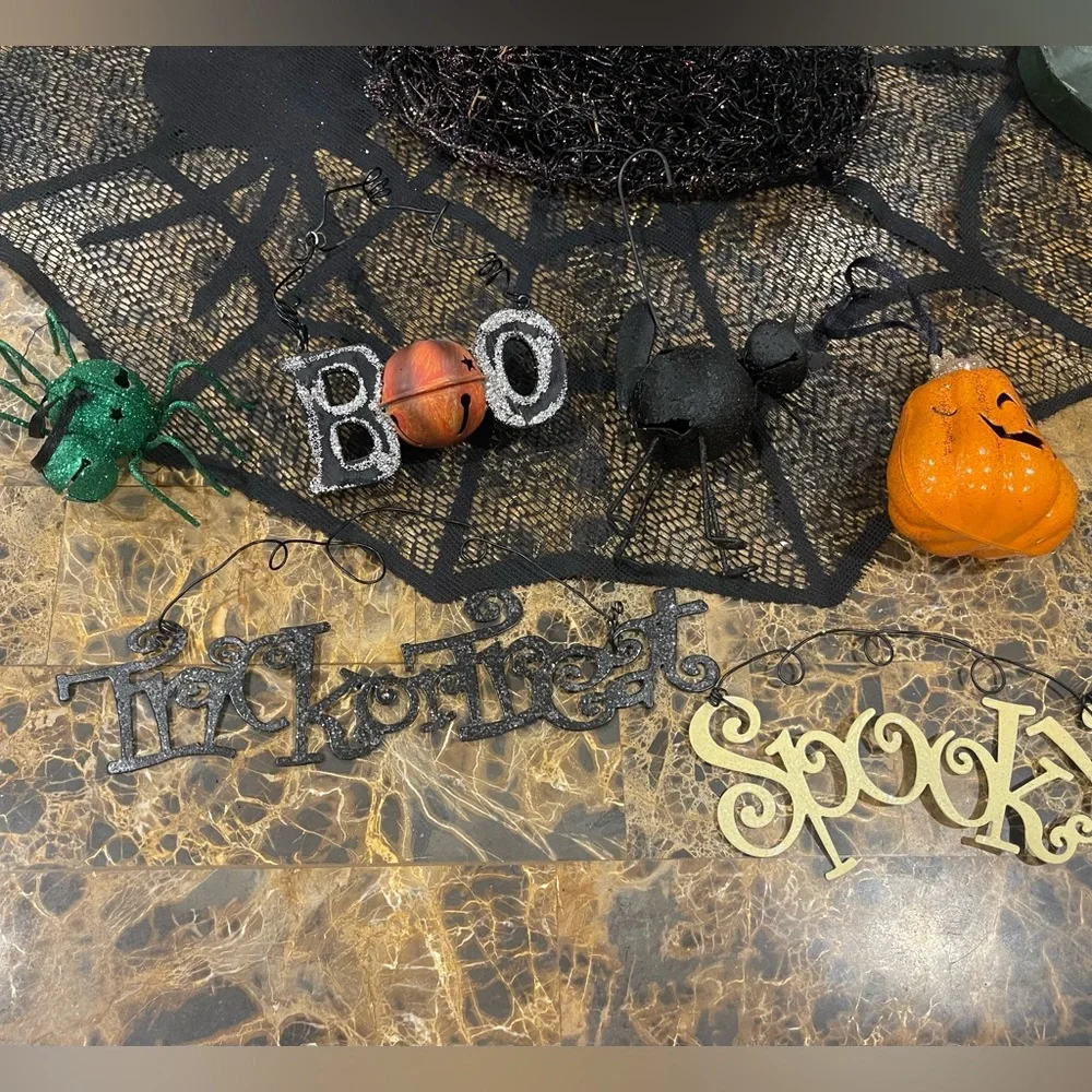 Pier 1 Hallmark Halloween Cat Spider Pumpkin Ornaments Lot